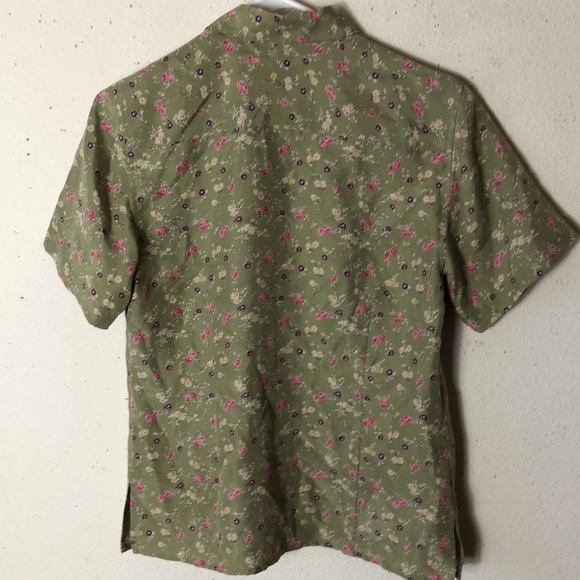 🔥HP🔥. Vintage Petite SILK sophisticate button up.    4 - Picture 6 of 7